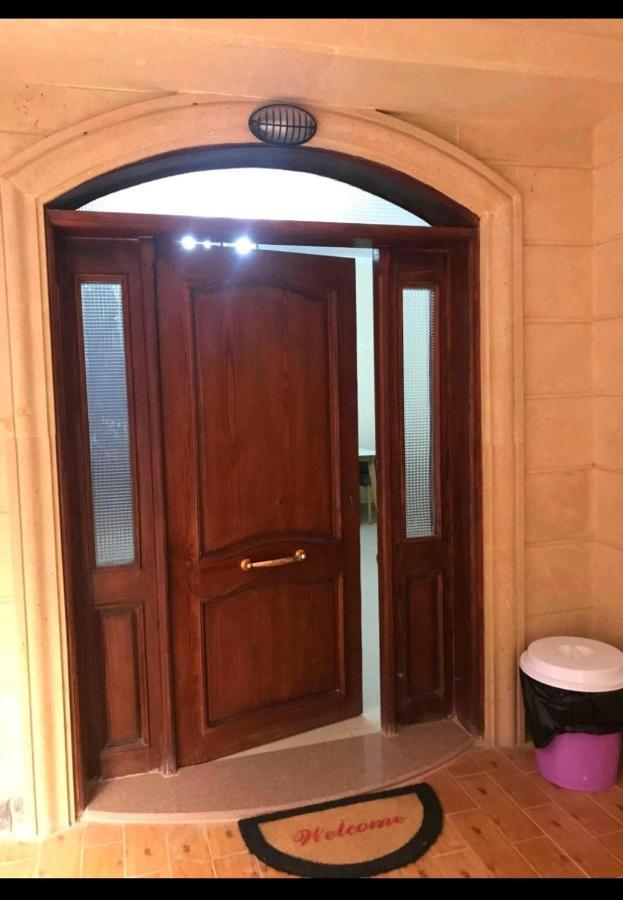 Hidden Gem With Pool Access In New Cairo Apartment Ngoại thất bức ảnh